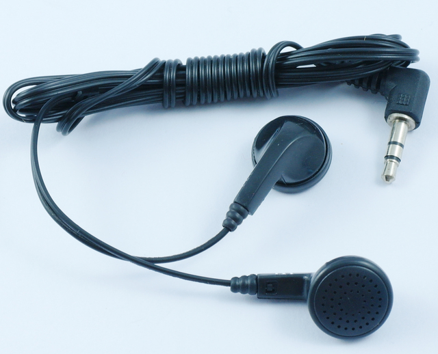 Bulk 3.5mm Wired Cheap Headphone Special Design for museum or Traveling With Very  Cheap  Price for Traveling Earbuds