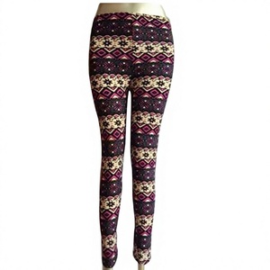 Leggings de Yoga de Color Sólido Personalizados ODM de Alta Calidad, Impresión por Transferencia de Calor, Material Spandex/Nylon, Elásticos en Cuatro Direcciones, Tallas Grandes, Envío Rápido - Product Image 4