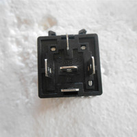 Pièces détachées pour niveleuse Shantui SG18 Relais de sécurité électrique D2660-02000