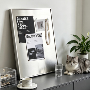 Marco de Fotos Magnético de Acero Inoxidable, Estilo Industrial Moderno y Minimalista, Adhesivo Decorativo <span class=keywords><strong>para</strong></span> Pared con Fotos, <span class=keywords><strong>para</strong></span> Dormitorio o Sala de Estar - Product Image 1