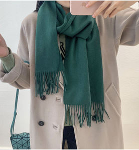 Logo personnalisé <span class=keywords><strong>alpaga</strong></span> mérinos hommes 100% <span class=keywords><strong>laine</strong></span> écharpe pour femmes sublimation école chaud hiver grand pure cachemire <span class=keywords><strong>laine</strong></span> écharpes châle - Product Image 3