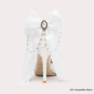 Squisiti sandali da <span class=keywords><strong>sposa</strong></span> a punta con fibbia con fibbia grande fiocco catena di perle decorazioni romantiche <span class=keywords><strong>scarpe</strong></span> da <span class=keywords><strong>sposa</strong></span> <span class=keywords><strong>per</strong></span> le spose - Product Image 4