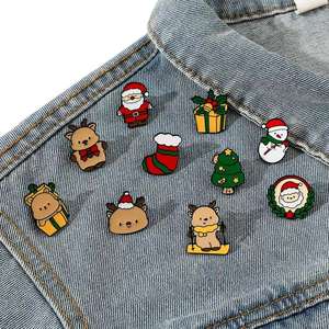 Kerst Stripfiguur Spelden-Feestelijke Boom Rendieren Sneeuwpop Emaille Badges Kerstman Legering Broches Voor Kinderen - Product Image 1