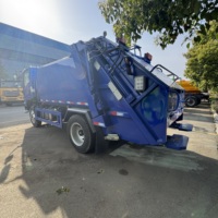 Camion à ordures compacteur hydraulique 4x2 8CBM pour la collecte des déchets