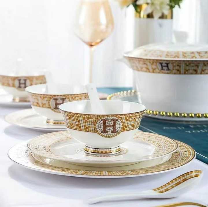Dinnerware Set Tableware Sustainable Ceramic European-style Bone China Phnom Penh Collection Dinner Suit