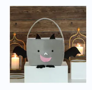 Оптовая продажа, милые пакеты для Хэллоуина, сумки для конфет, сумки для Хэллоуина, персонализированные плюшевые сумки с именем летучая мышь, корзины для трюков или угощений