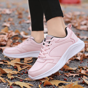 รองเท้าลำลองผู้หญิงน้ำหนักเบาสำหรับฤดูร้อน ดีไซน์ทันสมัย สายรัดแบบผูกเดี่ยว พื้นรองเท้า EVA และ PVC บุโฟม - Product Image 2