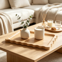 Plateau en bois artisanal élégant et personnalisé avec un design abstrait Art Déco, plateau de service décoratif pour le thé de l'après-midi, anniversaire