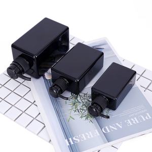 ขวดบรรจุภัณฑ์เครื่องสำอางสีเขียวทรงสี่เหลี่ยมแบนขนาด 250 มล. สำหรับครีมนวดผม น้ำมันใส่ผม ครีมอาบน้ำ แชมพู และโลชั่น  ลดราคาพิเศษ - Product Image 1