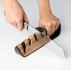 Aiguiseur de cuisine manuel 3-en-1 réglable pour <span class=keywords><strong>ciseaux</strong></span> et couteaux, à grain de <span class=keywords><strong>diamant</strong></span> multi-granulométrie, design imitation <span class=keywords><strong>bois</strong></span> - Product Image 4