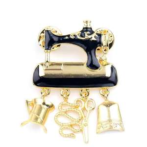 Mode Vintage Chique Legering Hanger En Naaimachine Emaille Broche Spelden Voor Blazers Draagtassen Trendy Damesaccessoires - Product Image 4