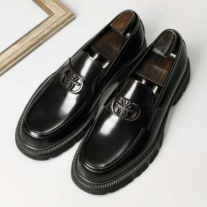 Nouvelles Chaussures Richelieu Haut de Gamme pour Hommes à Bout Pointu, en Cuir Véritable, Style Britannique, Idéales pour le Bureau, les Affaires et les Mariages, Collection Automne - Product Image 4