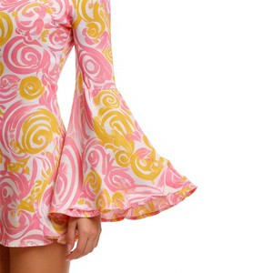 Conjunto de Disfraz Hippie de los 70 para Mujer, Vestido Mini con Mangas Campana, Estampado en Espiral Rosa y Amarillo, para Festival de Música o Espectáculo - Product Image 6