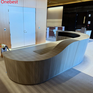 Corian Superficie sólida Color de madera Mostradores de recepción curvos Salón de belleza Mostrador de muebles de peluquería - Product Image 1