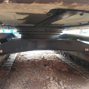 Excavatrices Volvo d'occasion EC140DLC EC140BLC à vendre à prix avantageux, moteur, boîte de vitesses, capacité de la benne de 0,8 m³, poids opérationnel de 14 tonnes, bon état - Product Image 4