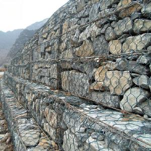 Fabrika kaynağı demir tel örgü <span class=keywords><strong>Gabion</strong></span> kutusu altıgen PVC kaplı <span class=keywords><strong>Gabion</strong></span> sepeti - Product Image 1