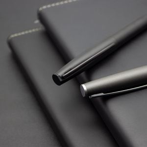 Stylo bille métallique mat pour signature professionnelle et bureau - Product Image 5