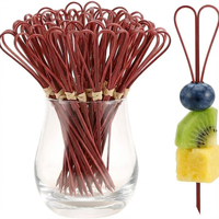 Rode Hartvormige Bamboe Spiesjes FDA Goedgekeurd Ecologisch Verantwoord Knoopspiesjes Wegwerp Aperitiefprikkers voor Gourmet Feesten