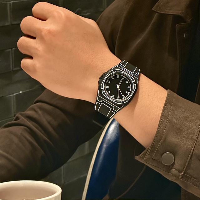 Men's Fashion Sport Casual Quartz Watches with Alarm Polycarbonate Waterproof Manufacturer Custom OEM Watches