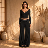 Ensemble de yoga respirant : Haut T-shirt à col en V et manches longues coupe ajustée, pantalon droit ample aux couleurs contrastées pour le fitness