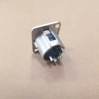 Prise femelle à 3 broches pour montage sur panneau XLR Prise carrée en métal pour circuit imprimé avec connecteur XLR 3P