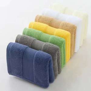 Lot de serviettes en coton de qualité supérieure, épaisses et très absorbantes, idéales pour l'hôtellerie et la maison - Vente en gros à prix avantageux - Product Image 2