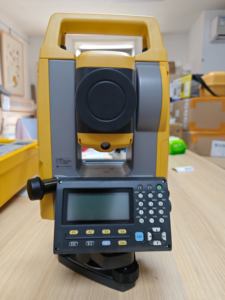 Estación Total Robótica Topcon GM101 Original Fabricada en Japón con Sensor Automático y Alcance de Prisma Único de 5000m para Topografía GM101 T - Product Image 5