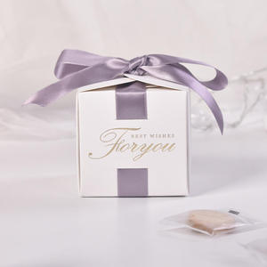 Achetez un coffret cadeau de mini chocolats, petits emballages de bonbons de luxe pour mariage, dernier coffret cadeau - Product Image 1