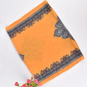 Écharpe longue de luxe 100 % soie jacquard à pompons, motif ethnique imprimé, collection Printemps 2025 – Nouveauté très prisée pour femme - Product Image 2