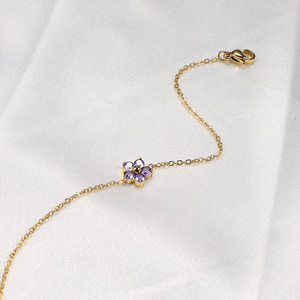 กำไลดอกไม้ CZ |   สแตนเลสสตีลชุบทอง 18K PVD ประดับด้วยคิวบิกเซอร์โคเนียสำหรับผู้หญิง |   กันน้ำ ป้องกันการแพ้ และไม่ซีดจาง - Product Image 4