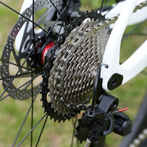 Bicicleta de Gravel V1 con Cuadro de Carbono, 9.9kg, 12 Velocidades, Eje Pasante, Frenos de Disco Hidráulicos, Unisex, Neumáticos 700*38c, Gravel V1 (25yr)(rs-12s, Hydr) - Product Image 6