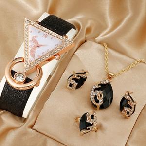 Regalos IStapromo sin Caja, Conjunto Popular de Reloj de Cuarzo para Mujer con Incrustaciones de Diamantes Triangulares, Collar, Aretes y Anillo de Cuero - Product Image 2
