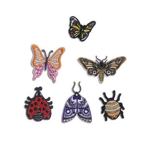 Nouvelle conception de patch brodé à l'ordinateur, à thermocoller, en différentes formes (fleur, coléoptère, papillon) pour vêtements et sacs - Product Image 2