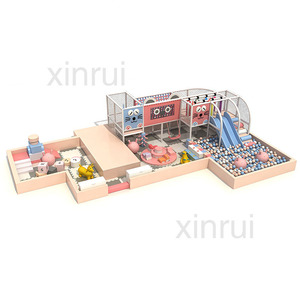 Una città di gioco di ruolo compatta di alta qualità per i più piccoli in piccoli spazi, fornendo un'esperienza completa e divertente della città. - Product Image 3