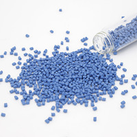 Granulés de masterbatch de couleur de qualité supérieure en plastique rouge/noir/blanc/gris/bleu/vert/jaune, haute brillance, résistance au vieillissement
