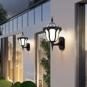 Lampe murale solaire LED extérieure en alliage d'aluminium, lumière blanc chaud 3500K, étanche, montage mural, garantie 10 ans, verre trempé - Product Image 3
