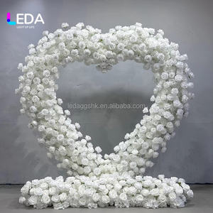 Arche de mariage en forme de cœur en fleurs de soie douces faites à la main, blanche/rouge, couleur et taille personnalisées pour mariage, Saint-Valentin, Nouvel An - Product Image 2