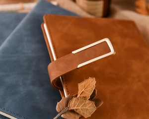 Regalos <span class=keywords><strong>para</strong></span> <span class=keywords><strong>el</strong></span> Día del <span class=keywords><strong>Maestro</strong></span>, Regreso a Clases y Damas de Honor, <span class=keywords><strong>Cuaderno</strong></span> de Cuero PU Personalizado con Impresión Personalizada - Product Image 5