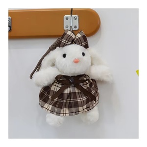 Muñeca de la Serie Conejita Princesa con Vestido Floral de Alta Gama, Llavero de Conejita con Corazón, Juguete de Peluche, Venta al por Mayor para Exportación - Product Image 2