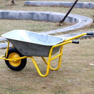 Fournisseur chinois <span class=keywords><strong>de</strong></span> brouettes <span class=keywords><strong>en</strong></span> acier robuste, à propulsion manuelle, à une ou trois roues, pour la construction et le jardin - Product Image 4