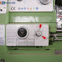 Tournage CNC robuste à banc déporté FULU CA6280B-2000 380V Garantie 1 an 12-1400 tr/min Porte-outil de coupe de 2000 mm pour l'ingénierie