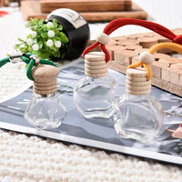 Bouteilles de parfum de voiture en verre pendentif 7ml 8ml 9ml 10ml forme carrée diffuseur de voiture bouteille de parfum vide suspendu