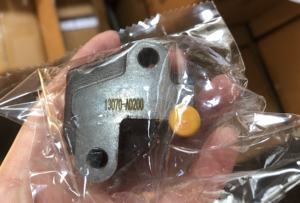 KB-14-<span class=keywords><strong>2</strong></span> YD25DDTI DOUBLE Timing Tensioner untuk NISSAN YD25DDTI DOUBLE Machine Bell Tensioner 13070-AD200 13070-EC00A - Product Image 3