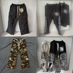 <span class=keywords><strong>Pantaloni</strong></span> <span class=keywords><strong>Cargo</strong></span> Mimetici Multi-Tasca con Diamanti, Stile Militare e Streetwear - Product Image 5