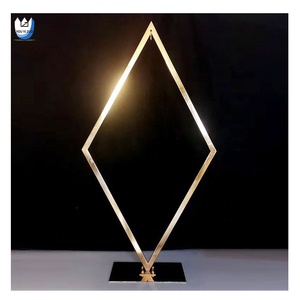 YYZ 6 teste 124CM moderno nuovo Design lampadario in ferro candelabro di lusso candelabri centrotavola oro metallo creativo candelabro - Product Image 5