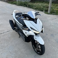 Scooter à essence Yamaha Aerox 155 d'occasion 155cc |   Moto sportive d'occasion avec ABS, TCS et démarrage sans clé pour la vente en gros internationale