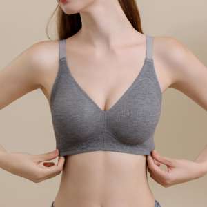 Soutien-gorge Optimum sans couture en tricot respirant, push-up, sans armatures, ajustement confortable, pour usage quotidien, rehaussement et modelage des petites poitrines - Product Image 4