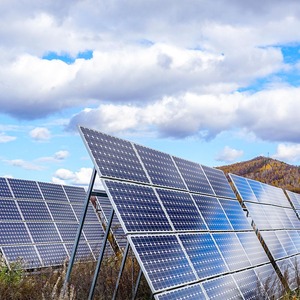 Sistema Híbrido de Red de 20kW que Ofrece Suministro Eléctrico Confiable Mediante el Equilibrio entre la Energía Autogenerada y la Respaldo de la Red - Product Image 4