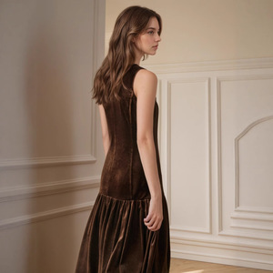 Vestido de <span class=keywords><strong>Terciopelo</strong></span> Elegante y Moderno para Mujer, Estilo Otoñal, Color Sólido, Falda Plisada, Sin Mangas, Corte Entallado - Product Image 2