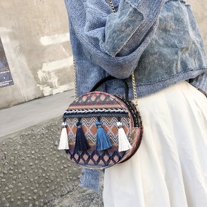 Wholesale <strong>Boho</strong> Chain Shoulder Colorful Tassels Small Round <strong>Bag</strong> Women Beach <strong>Bag</strong> - Product Image 3